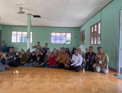 Edukasi Literasi Keuangan yang Inklusif dan Digitalisasi Payment untuk Usaha Mikro Kerajinan Songkok Resam di Desa Sengir